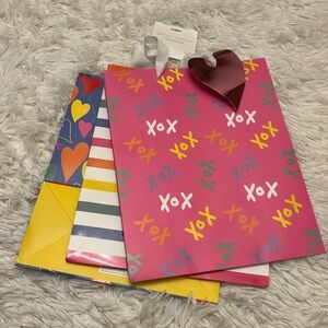 Betsy Johnson 3 pack gift bags hearts NWT
